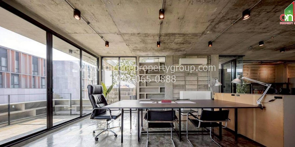 For SaleHome OfficeSapankwai,Jatujak : Office building, 3 floors, 82 sq m., modern, premium Brutal Loft style, Soi Lat Phrao 23, near MRT, Lat Phrao Road, Chandrakasem Subdistrict, Chatuchak District, Bangkok.