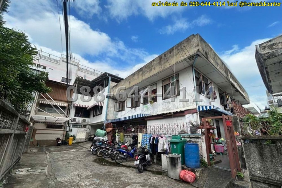 For SaleHouseRatchadapisek, Huaikwang, Suttisan : Single house in the heart of the city, Ratchada 3, Din Daeng, near MRT Huai Khwang Cultural Center, Central Rama 9.