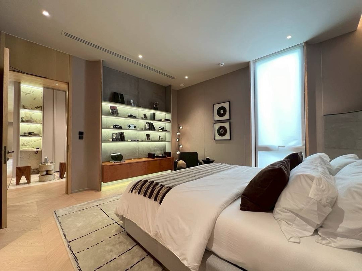 ขายบ้านบางซื่อ วงศ์สว่าง เตาปูน : บ้านเดี่ยวสุดหรู Super Ultra Luxury มีความส่วนตัวสูง
 ทำเลดีติดถนนใหญ่รัชดาภิเษก