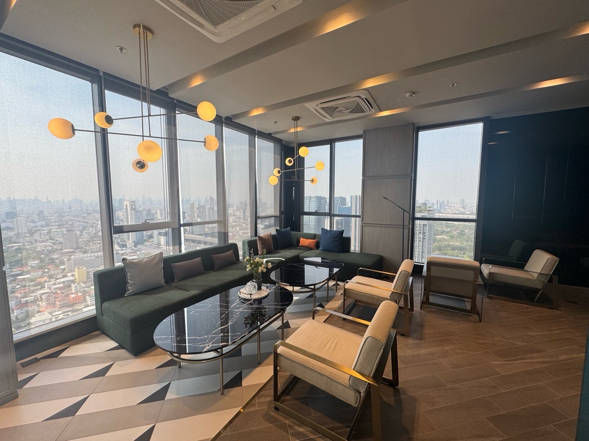 For SaleCondoLadprao, Central Ladprao : Urgent sale, special price, Metris District Ladprao, price starts at 4.18 million baht, new room, contact 0869017364.