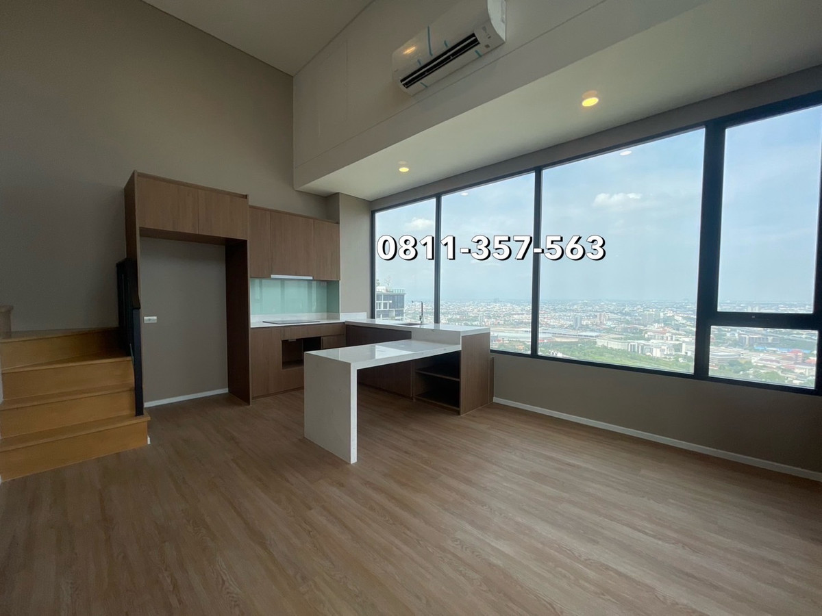 ขายคอนโดพระราม 9 เพชรบุรีตัดใหม่ RCA : 🔥HOT DEAL🔥ขายด่วน ไซมิส พระราม9 แลนด์มาร์ค แอท เอ็มอาร์ทีเอ สเตชั่น พระราม9 ห้องล็อฟท์ 2ห้องนอน 2ห้องน้ำ 72 ตร.ม ห้องมุมใหม่แกะกล่อง ติดต่อ📲0811-357-563 