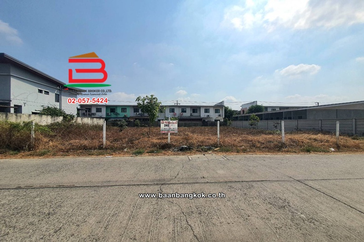For SaleLandPathum Thani,Rangsit, Thammasat : Empty land, area 201 sq m, Lam Luk Ka Soi 45 (near Big C Lam Luk Ka Khlong 4), Phahonyothin Road, Lat Sawai Subdistrict, Lam Luk Ka District, Pathum Thani.