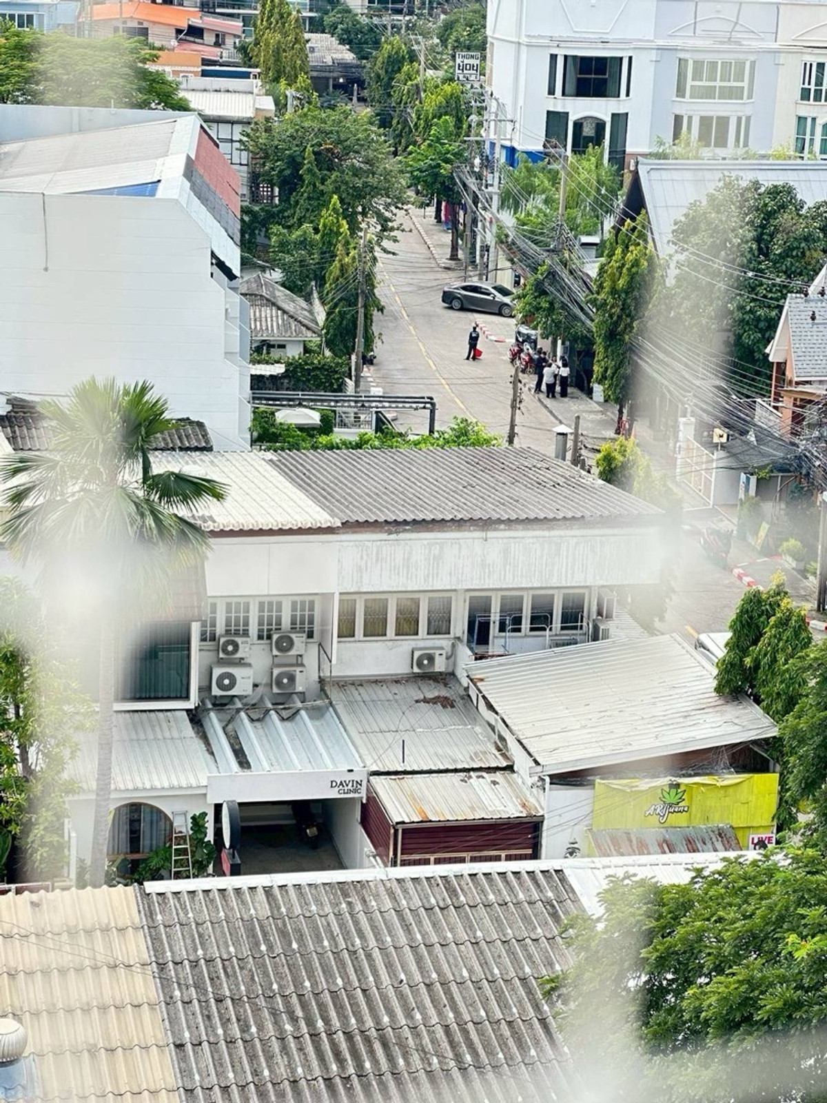 For RentCondoAri,Anusaowaree : Condo for rent, location Phahonyothin 4 (North side), Ari area, corner room, good location, doesnt block the view, fully furnished.