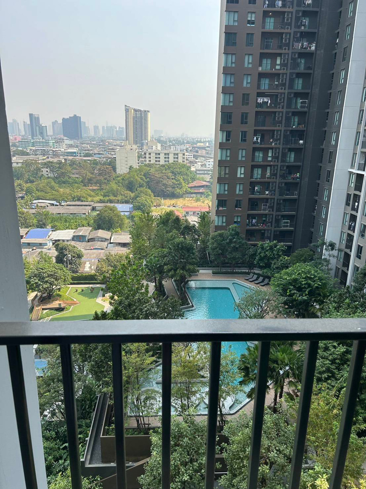 For RentCondoBang kae, Phetkasem : FOR RENT* Parkland Phetkasem 56, beautiful room (with washing machine) next to MRT Phasi Charoen