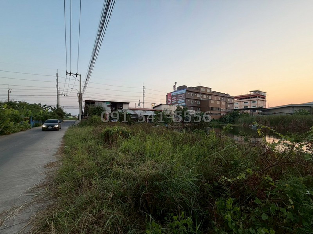 For SaleLandBangna, Bearing, Lasalle : Empty land for sale, 1-1-94 rai, opposite Lalin Town Village, Soi Pracha Uthit 90, beautiful plot of land, potential location.