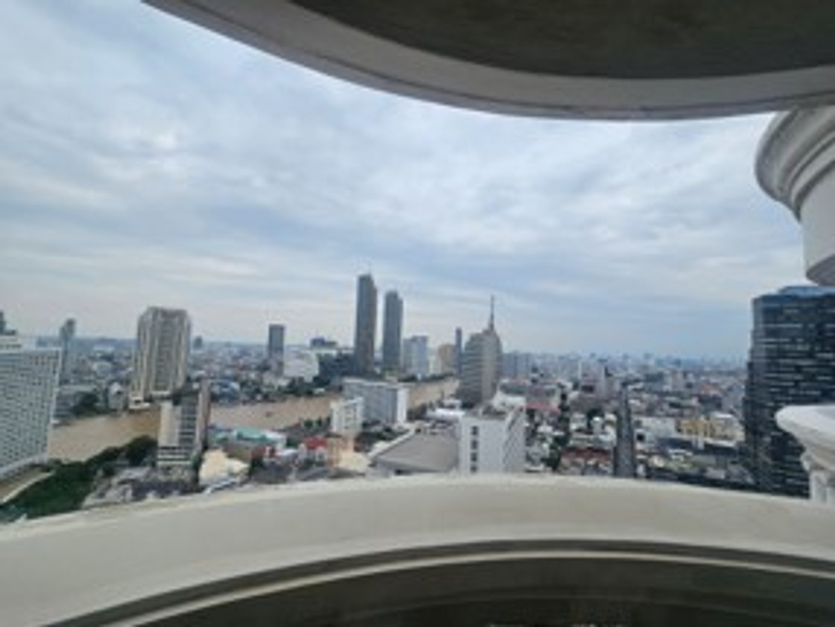 ขายคอนโดสีลม ศาลาแดง บางรัก : HOT DEAL! State Tower Condominium @ Sathorn ขายคอนโด สเตททาวเวอร์