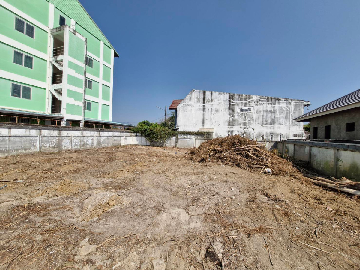 For SaleLandChiang Mai : Cheapest in this area!! Land 100 sq m. with apartment construction plan, Mueang District, Chiang Mai, near Central, Big C, Lotus.