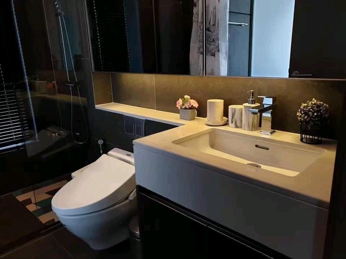 ให้เช่าคอนโดพระราม 9 เพชรบุรีตัดใหม่ RCA : 📌For RENT เช่า | The Esse at Singha Complex - 1BR (48 sqm) 50,000 THB