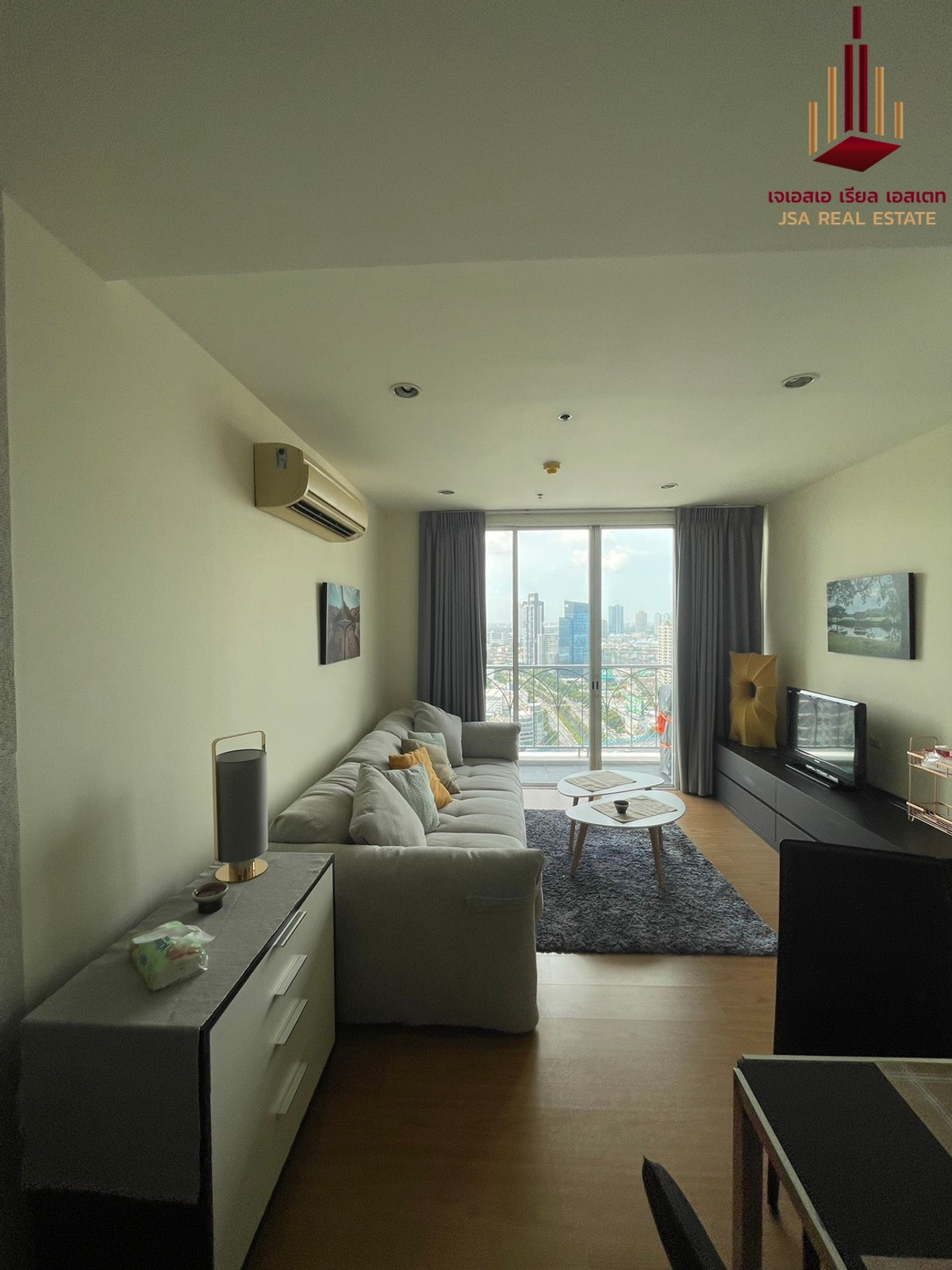 For SaleCondoSathorn, Narathiwat : ✨ For Sale: The Complete Narathiwas Condo ✨ 💰 Best Price 4,800,000 THB