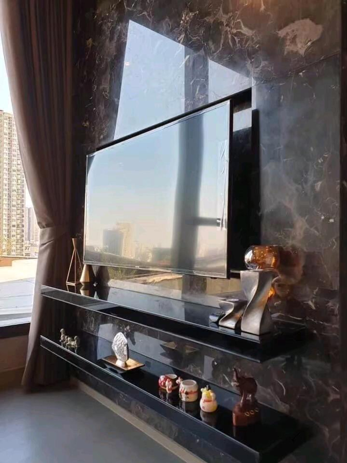 ให้เช่าคอนโดพระราม 9 เพชรบุรีตัดใหม่ RCA : 📌For RENT เช่า | The Esse at Singha Complex - 1BR (48 sqm) 50,000 THB