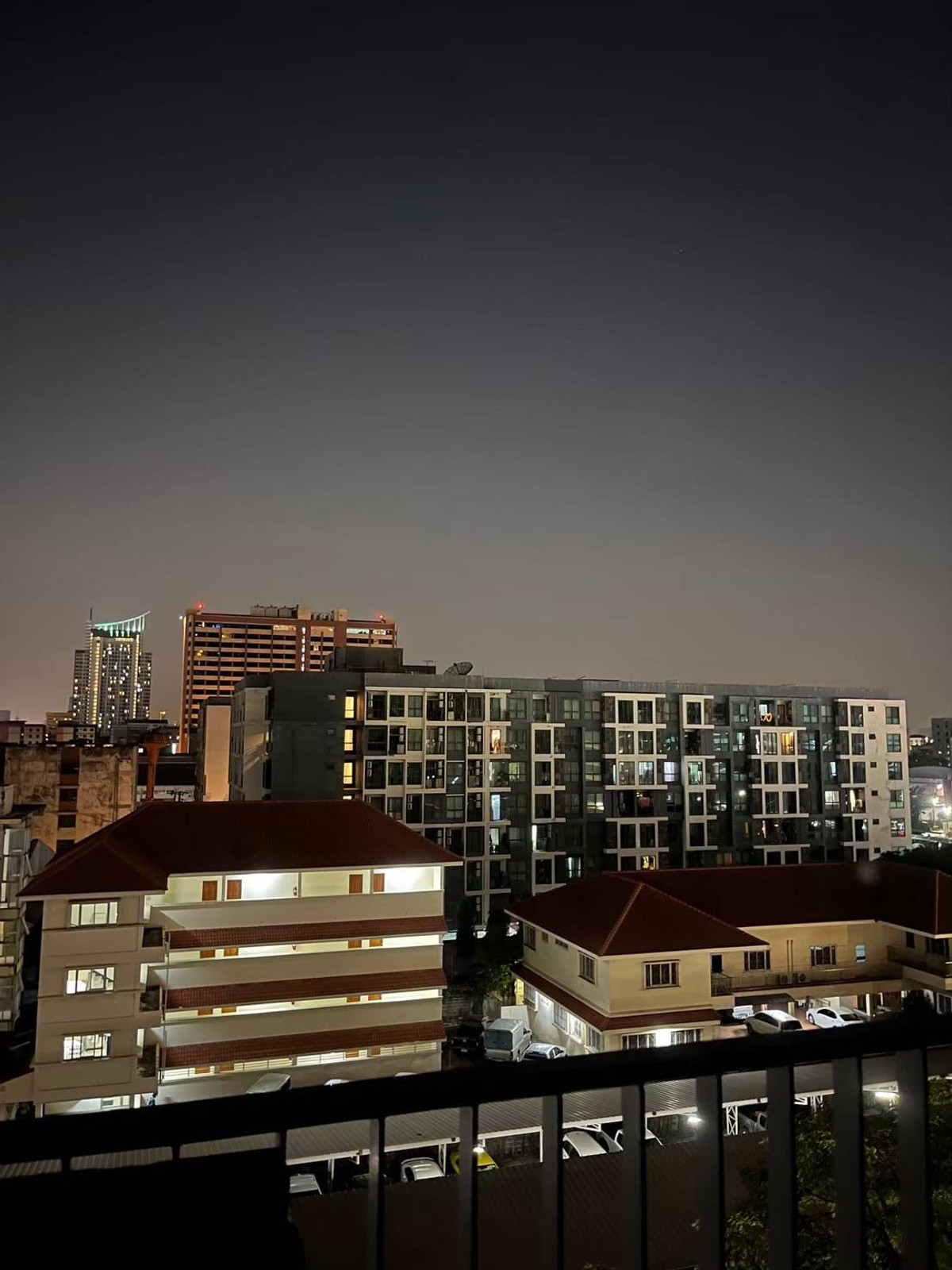 For RentCondoRamkhamhaeng, Hua Mak : For rent, CondoThe Tree Hua Mak, near The Mall Bangkapi, near MRT.