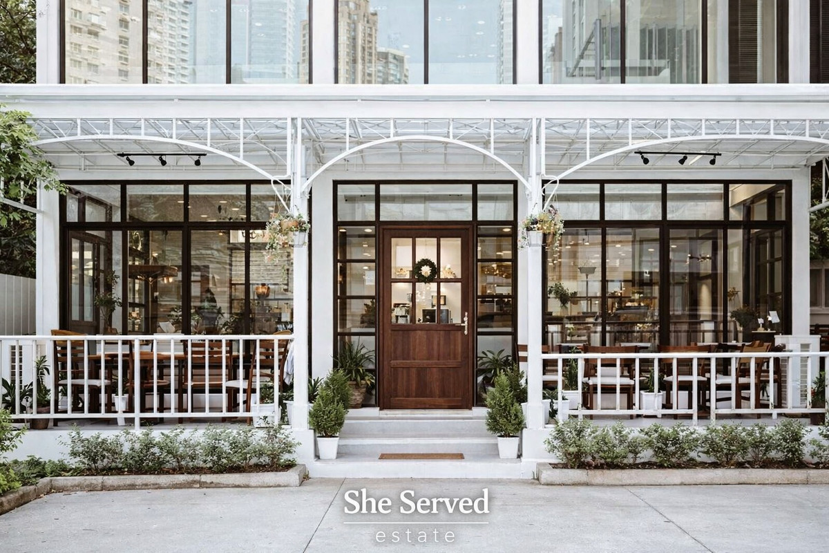 ให้เช่าอาคารพาณิชย์สุขุมวิท อโศก ทองหล่อ : 🔥อาคารให้เช่าทำเลดีมาก ซอยเอกมัย 24🔥 
พื้นที่ใช้สอย 200 ตรม. • จอดรถ 3 คัน • เหมาะสำหรับทำคาเฟ่ ร้านอาหาร เสริมสวย ร้านทำผม 