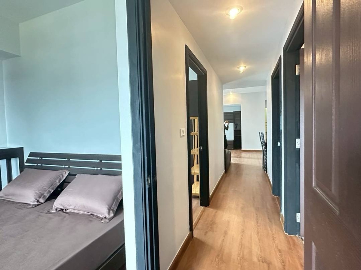 For RentCondoAri,Anusaowaree : Condo for rent, location Phahonyothin 4 (North side), Ari area, corner room, good location, doesnt block the view, fully furnished.