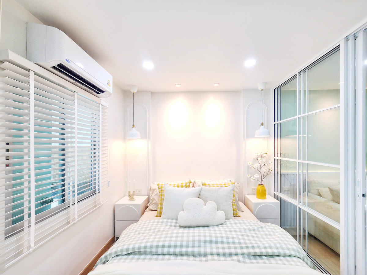 For SaleCondoBang Sue, Wong Sawang, Tao Pun : Condo in Prachachuen zone Spacious room priced in the early millions, can be rented for 7,500 baht, yield 7% / year, spacious room, separate kitchen, can enter and exit by many routes.