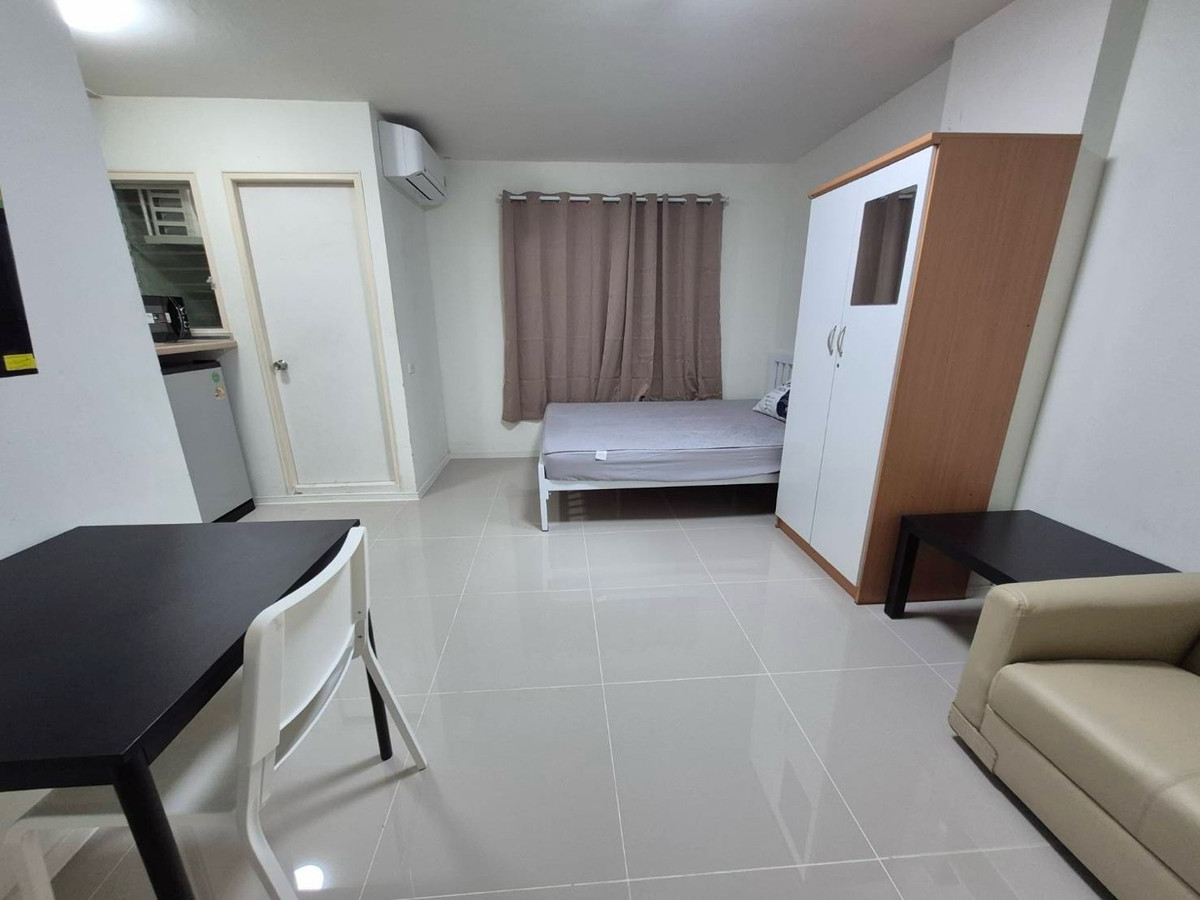 ให้เช่าคอนโดปทุมธานี รังสิต ธรรมศาสตร์ : ห้องสวยปูกระเบื้อง เฟอร์ใหม่ครบ ราคาสบายประเป๋า