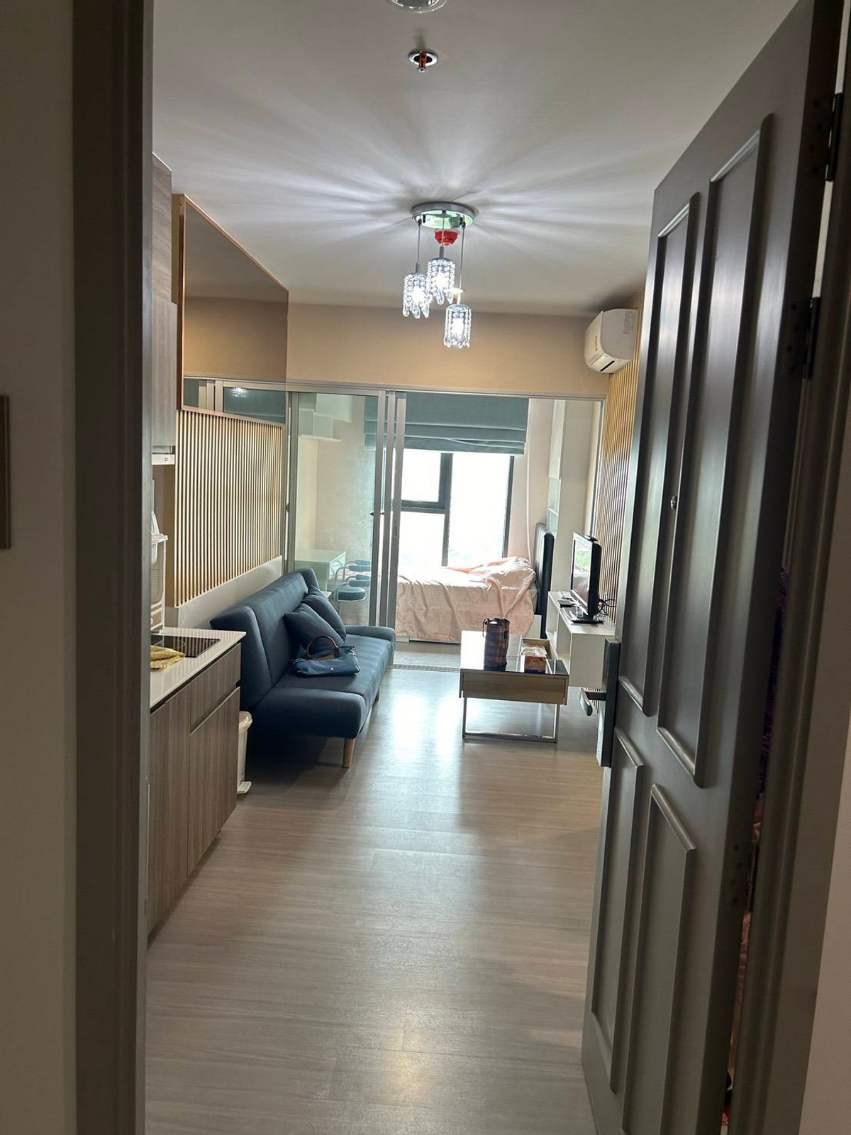 For RentCondoBang kae, Phetkasem : FOR RENT* Parkland Phetkasem 56, beautiful room (with washing machine) next to MRT Phasi Charoen