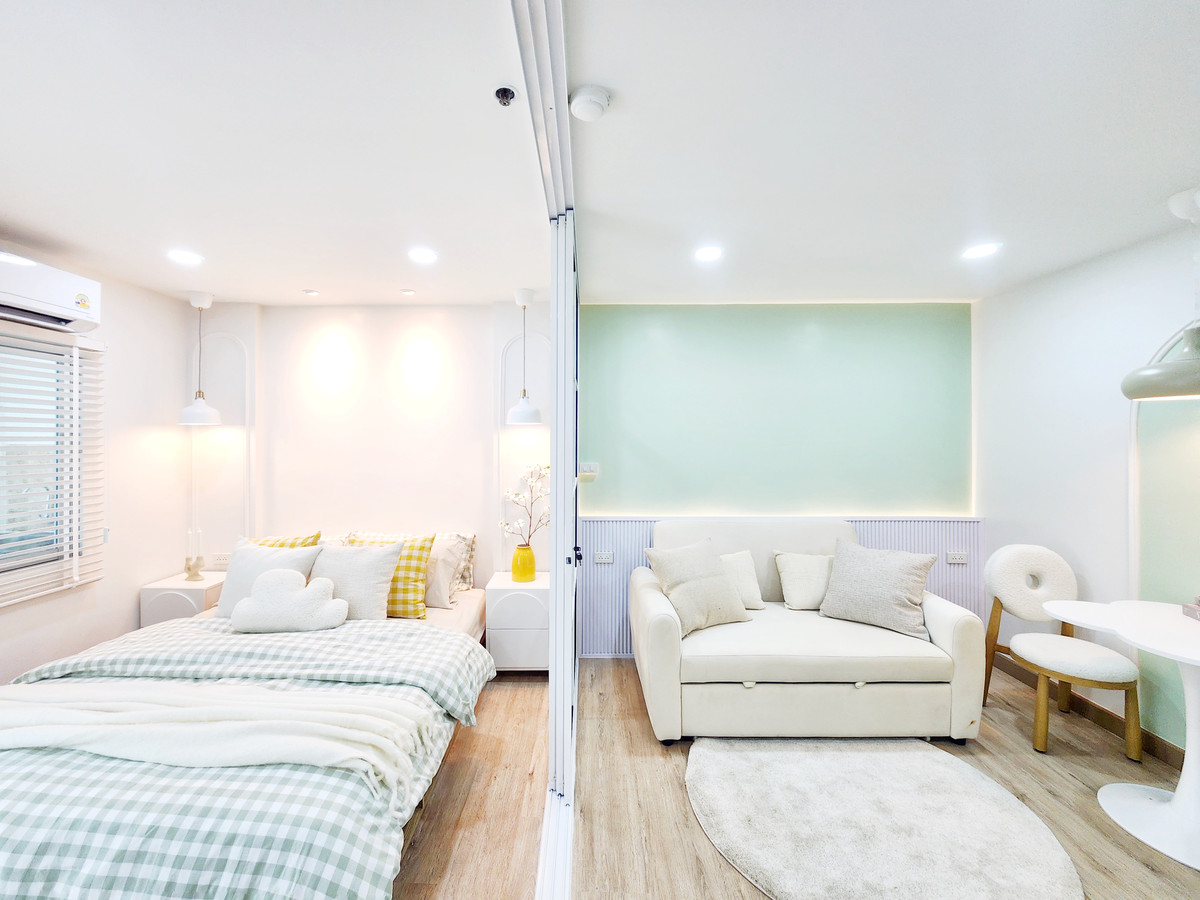 For SaleCondoBang Sue, Wong Sawang, Tao Pun : Condo in Prachachuen zone Spacious room priced in the early millions, can be rented for 7,500 baht, yield 7% / year, spacious room, separate kitchen, can enter and exit by many routes.