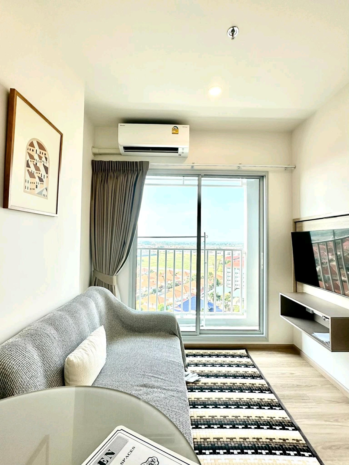 ให้เช่าคอนโดอยุธยา : ปล่อยเช่า Escent Ville เซ็นทรัลอยุธยา ห้อง 32 ตร.ม