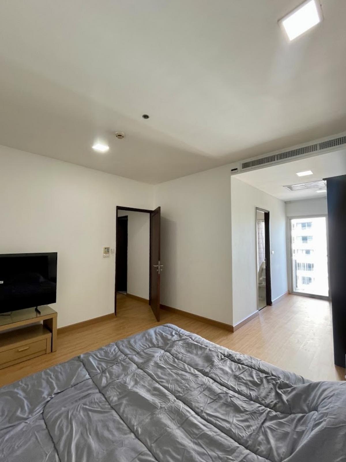For RentCondoSukhumvit, Asoke, Thonglor : Rent Noble Ora Thong Lo, 2 luxury bedrooms, near BTS Thong Lo
Area 108 sq.m. for only 50,000 baht/month, fully furnished with complete amenities!