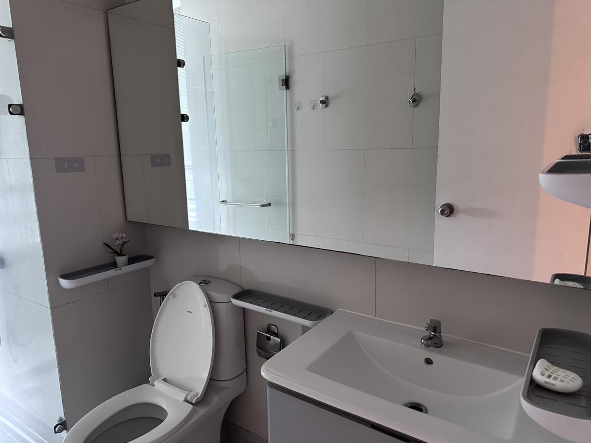 For SaleCondoRatchathewi,Phayathai : For sale/rent condo Villa Rachatewi 1 bedroom 55 sq.m. near BTS Ratchathewi
Good price 8.3 million or rent for only 25,000 baht per month with complete facilities!