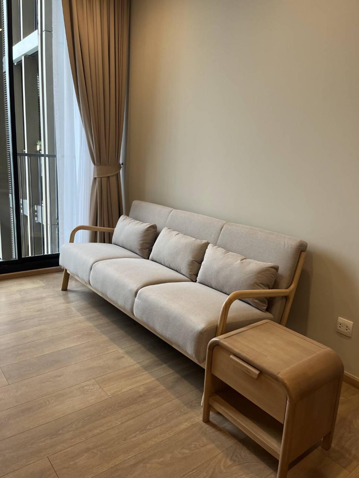 For RentCondoSukhumvit, Asoke, Thonglor : Noble Around Sukhumvit 33 | 1Bed 35,000฿
Near BTS Phrom Phong - Luxurious Sky pool!