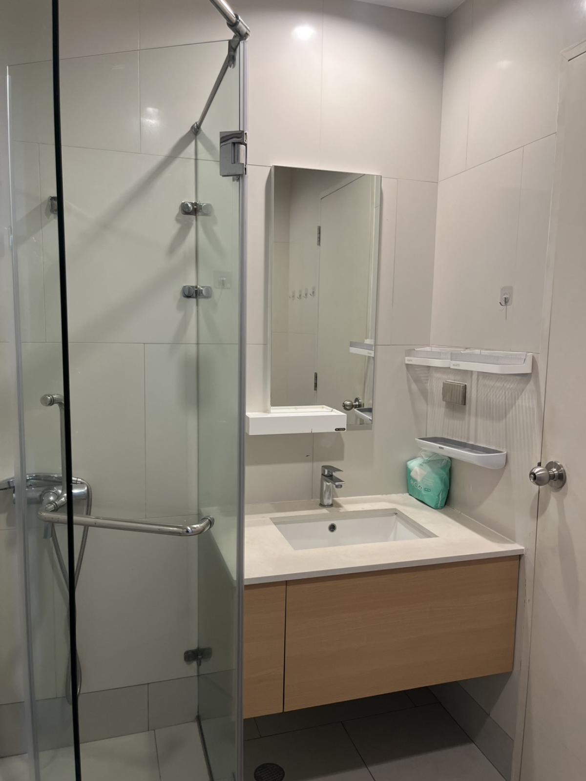 For SaleCondoRatchathewi,Phayathai : Awesome 2-bedroom condo Villa Rachatewi near BTS RatchathewiFor sale at 14.5 million THB / For rent at 42,000 THB with complete facilities!