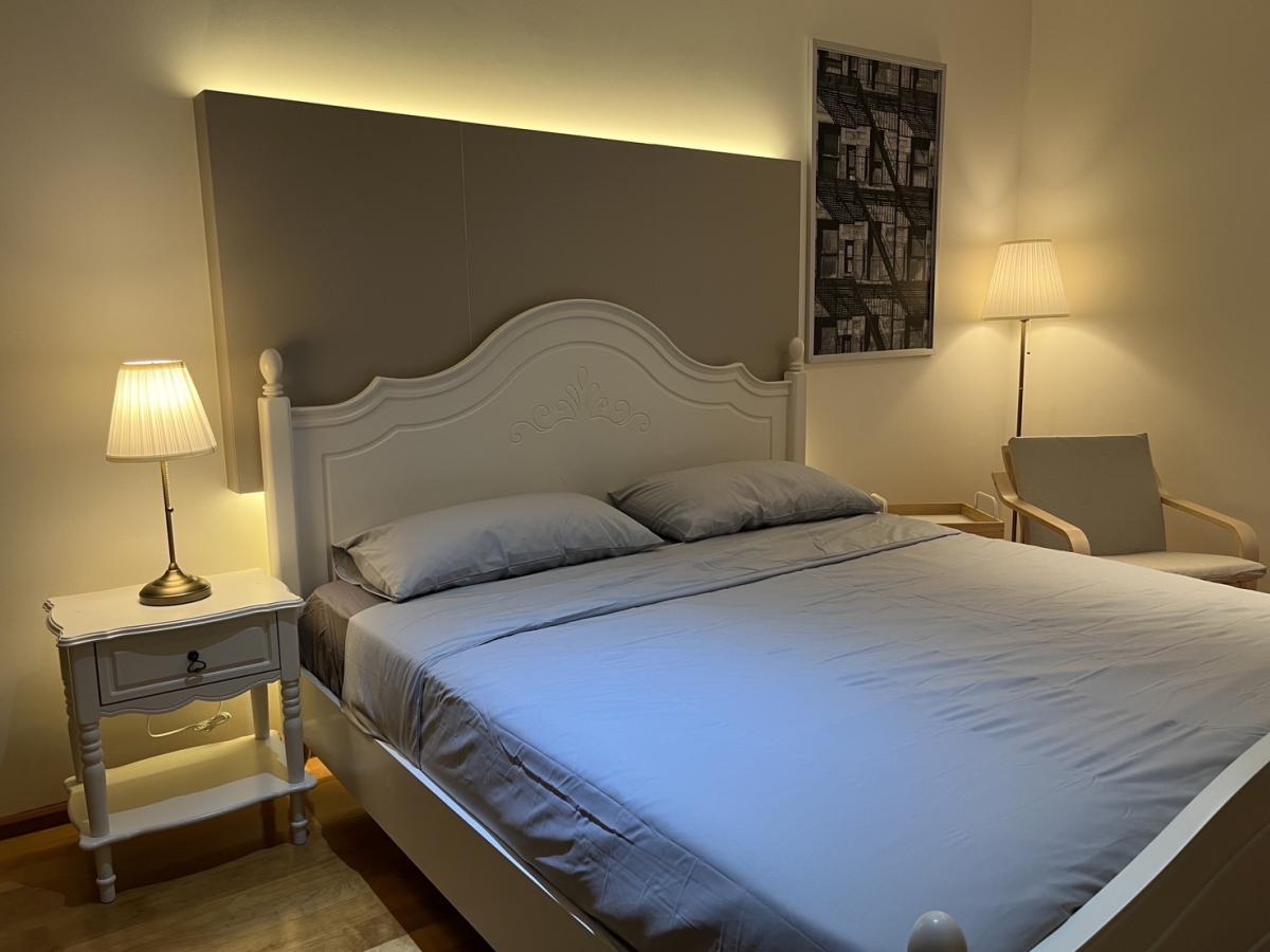 ให้เช่าคอนโดราชเทวี พญาไท : 03/04/2026, เช่าคอนโดหรู Villa Rachatewi 2 ห้องนอน ใกล้ BTS ราชเทวี 
89 ตร.ม. พร้อมสระว่ายน้ำและฟิตเนส เพียง 55,000 บาท/เดือน! 0642748883