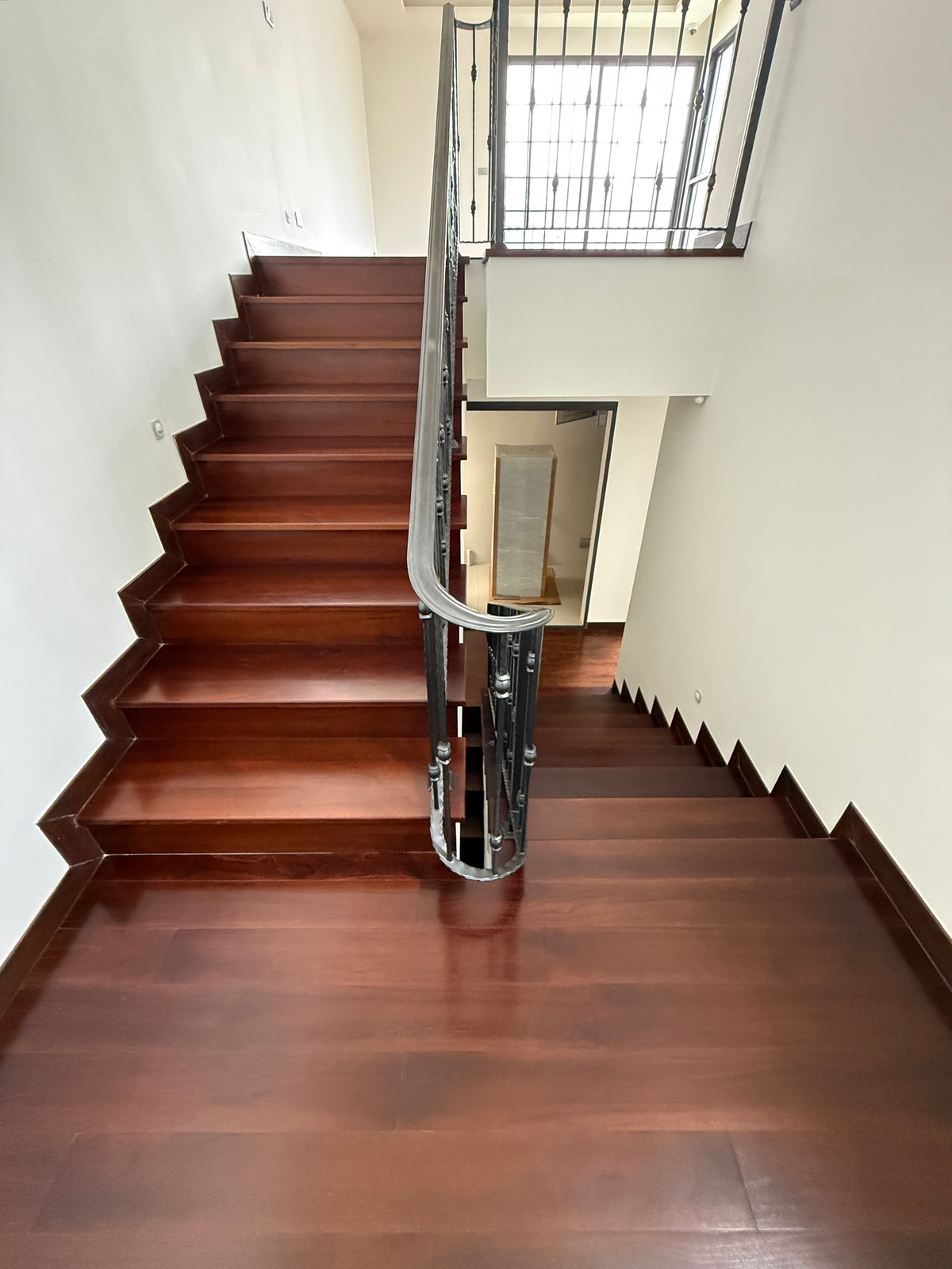 ขายบ้านลาดพร้าว เซ็นทรัลลาดพร้าว : 🚀 Altitude Mastery พหล24 - บ้านเดี่ยว3ชั้น ใกล้รถไฟฟ้าเพียง550เมตร 092-545-6151 (ทีม)