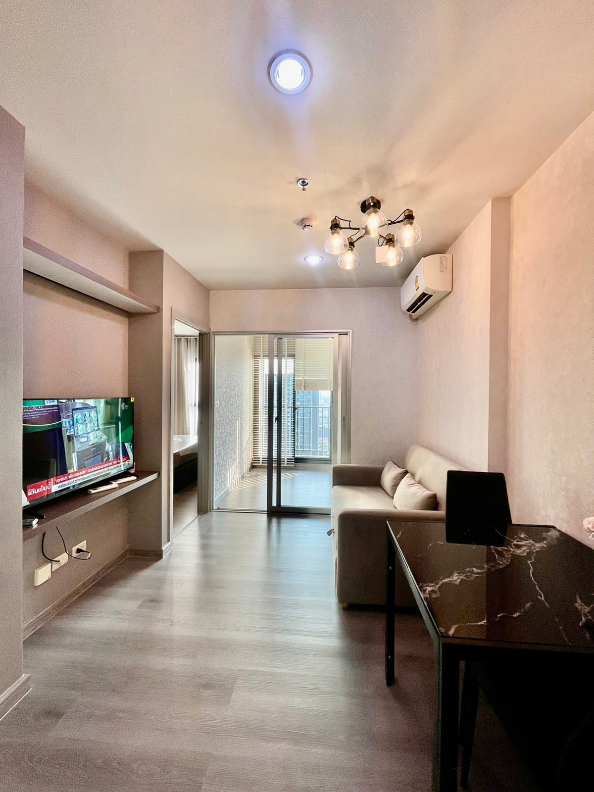 ให้เช่าคอนโดปิ่นเกล้า จรัญสนิทวงศ์ : 🔥 Hot Deal!ห้องใหม่ ไม่เคยปล่อยเช่า  เครื่องใช้ไฟฟ้าใหม่ เข้าอยู่ได้ทันที  The Parkland จรัญ–ปิ่นเกล้า 