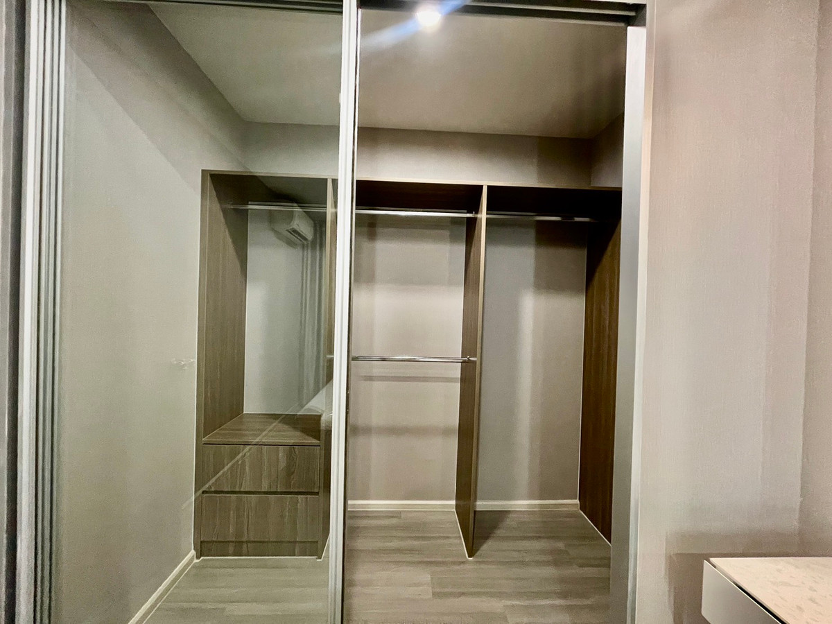 ให้เช่าคอนโดปิ่นเกล้า จรัญสนิทวงศ์ : 🔥 Hot Deal!ห้องใหม่ ไม่เคยปล่อยเช่า  เครื่องใช้ไฟฟ้าใหม่ เข้าอยู่ได้ทันที  The Parkland จรัญ–ปิ่นเกล้า 