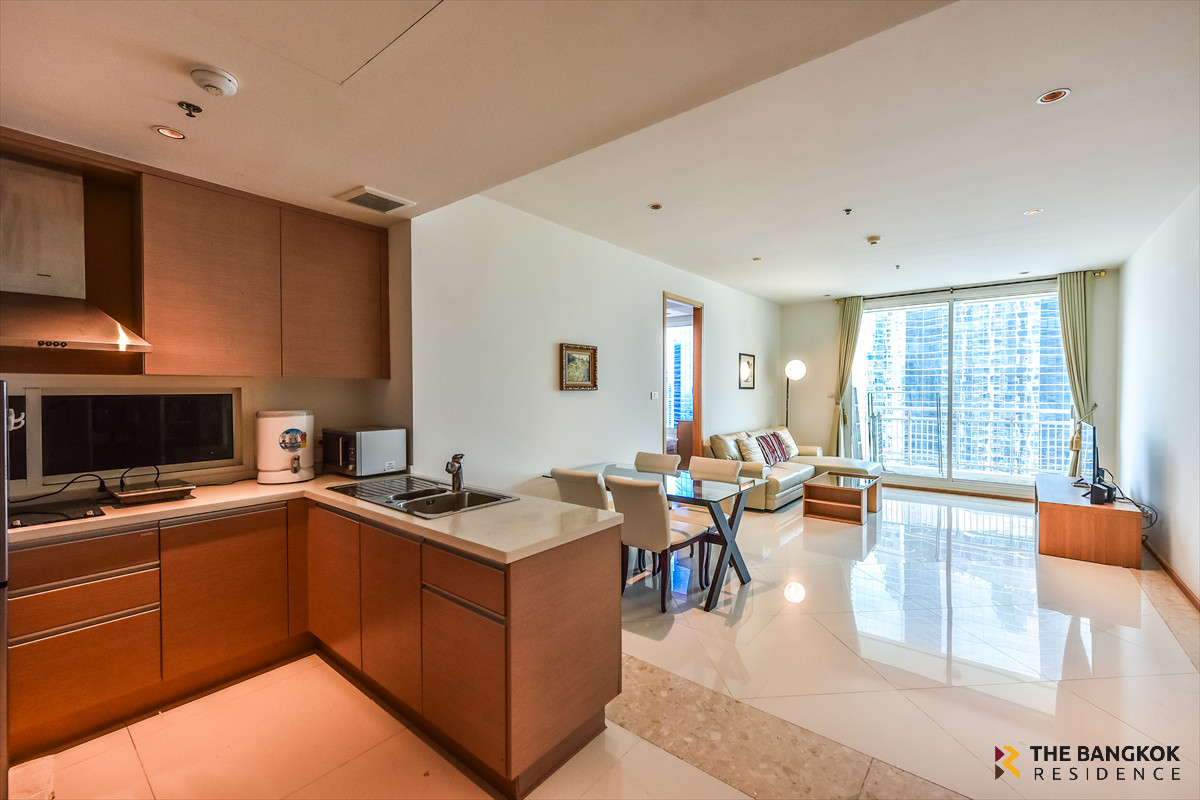 คอนโดสาทร นราธิวาส : 🔥 HOT DEAL‼️ For Rent / Sell & Ready to Move In ✅ [Rare Room , High Floor‼️] By Aimee Tel. 0658208476 (Call Now!)