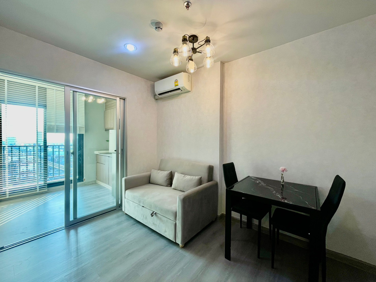 ให้เช่าคอนโดปิ่นเกล้า จรัญสนิทวงศ์ : 🔥 Hot Deal!ห้องใหม่ ไม่เคยปล่อยเช่า  เครื่องใช้ไฟฟ้าใหม่ เข้าอยู่ได้ทันที  The Parkland จรัญ–ปิ่นเกล้า 