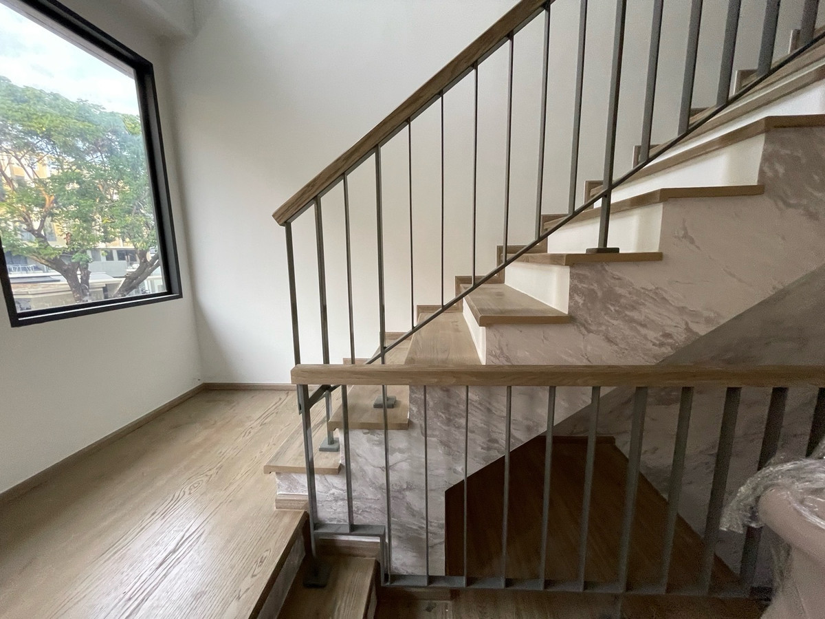 ให้เช่าทาวน์โฮมลาดพร้าว101 แฮปปี้แลนด์ : ให้เช่า – ทาวน์โฮมสุดหรู โครงการ THER LADPRAO 93 (เธอ ลาดพร้าว 93)  วิวสวน บรรยากาศร่มรื่น