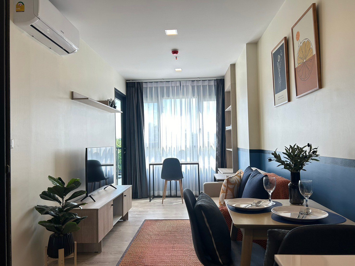 For RentCondoChiang Mai : For rent, The Base Chiang Mai, opposite Central Phase, 1 bedroom, 34 sq m., garden view, 16,000 baht/month, fully furnished.