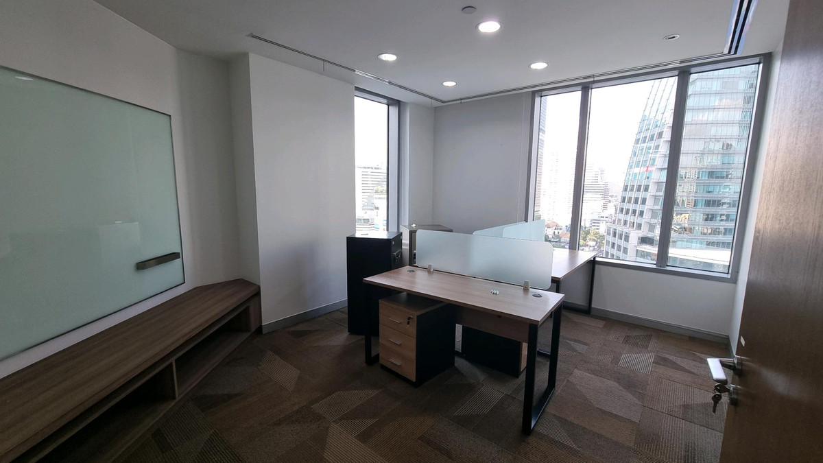 ให้เช่าสำนักงานสุขุมวิท อโศก ทองหล่อ : สำนักงานให้เช่า ทำเลอโศก ติด BTS / MRT 375.96 ตรม