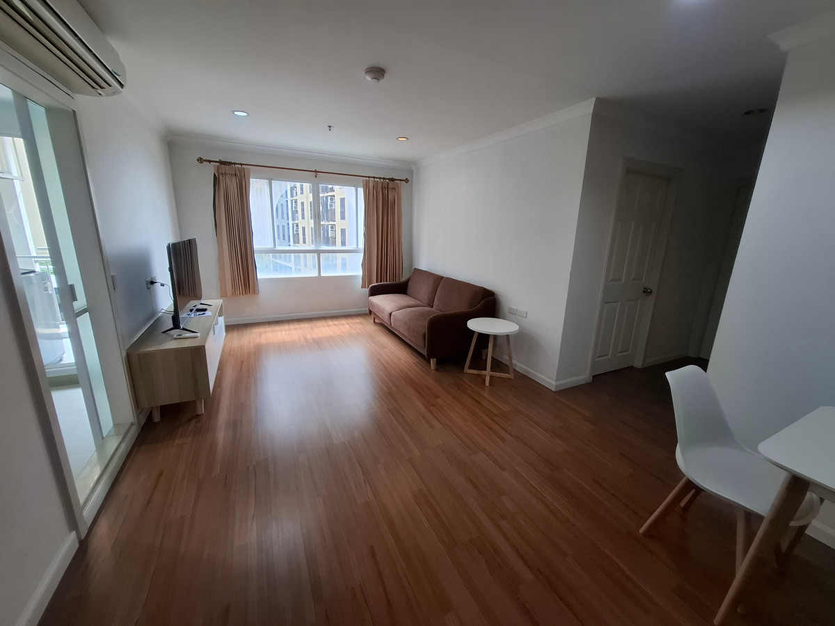 ให้เช่าคอนโดปิ่นเกล้า จรัญสนิทวงศ์ : ห้องกว้างเหมือนอยู่บ้าน! ลุมพินี สวีท ปิ่นเกล้า