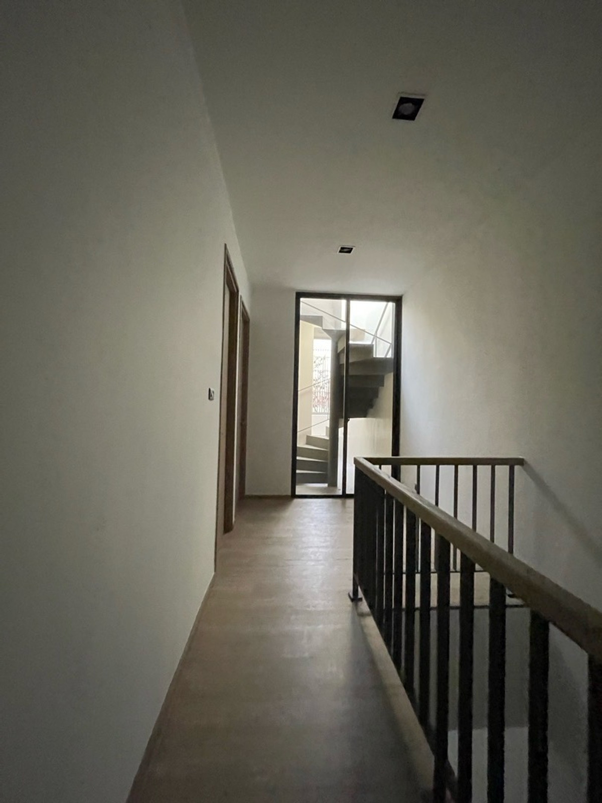 ให้เช่าทาวน์โฮมลาดพร้าว101 แฮปปี้แลนด์ : ให้เช่า – ทาวน์โฮมสุดหรู โครงการ THER LADPRAO 93 (เธอ ลาดพร้าว 93)  วิวสวน บรรยากาศร่มรื่น