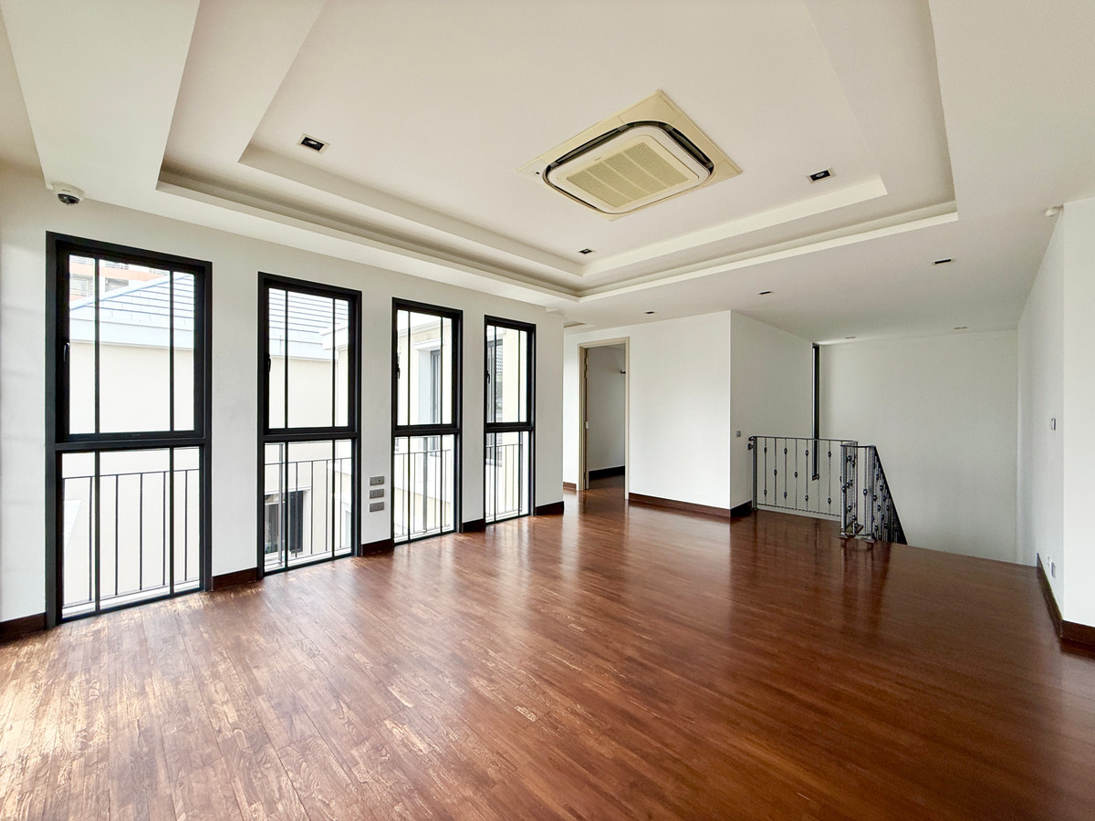 ขายบ้านลาดพร้าว เซ็นทรัลลาดพร้าว : 🚀 Altitude Mastery พหล24 - บ้านเดี่ยว3ชั้น ใกล้รถไฟฟ้าเพียง550เมตร 092-545-6151 (ทีม)