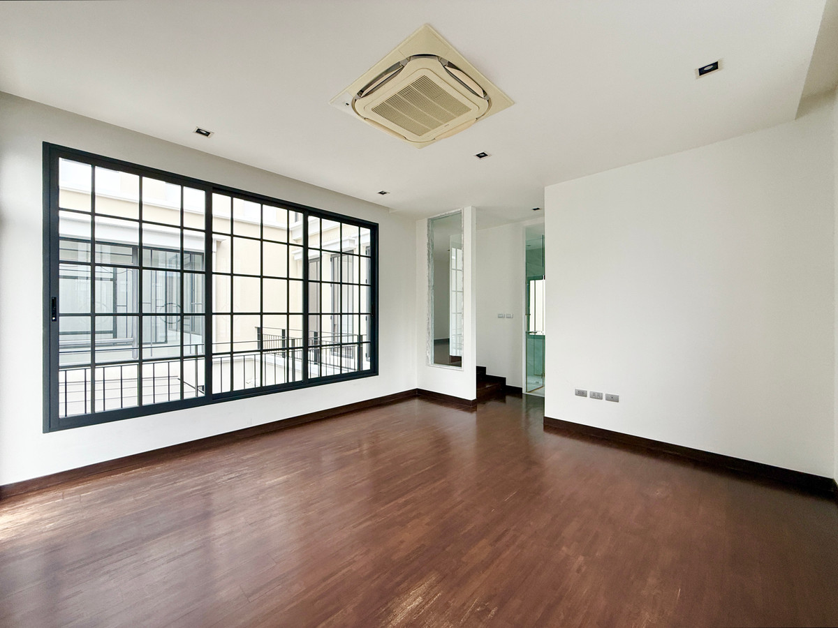 ขายบ้านลาดพร้าว เซ็นทรัลลาดพร้าว : 🚀 Altitude Mastery พหล24 - บ้านเดี่ยว3ชั้น ใกล้รถไฟฟ้าเพียง550เมตร 092-545-6151 (ทีม)