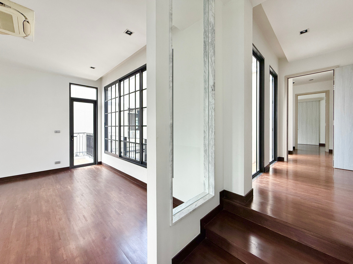 ขายบ้านลาดพร้าว เซ็นทรัลลาดพร้าว : 🚀 Altitude Mastery พหล24 - บ้านเดี่ยว3ชั้น ใกล้รถไฟฟ้าเพียง550เมตร 092-545-6151 (ทีม)