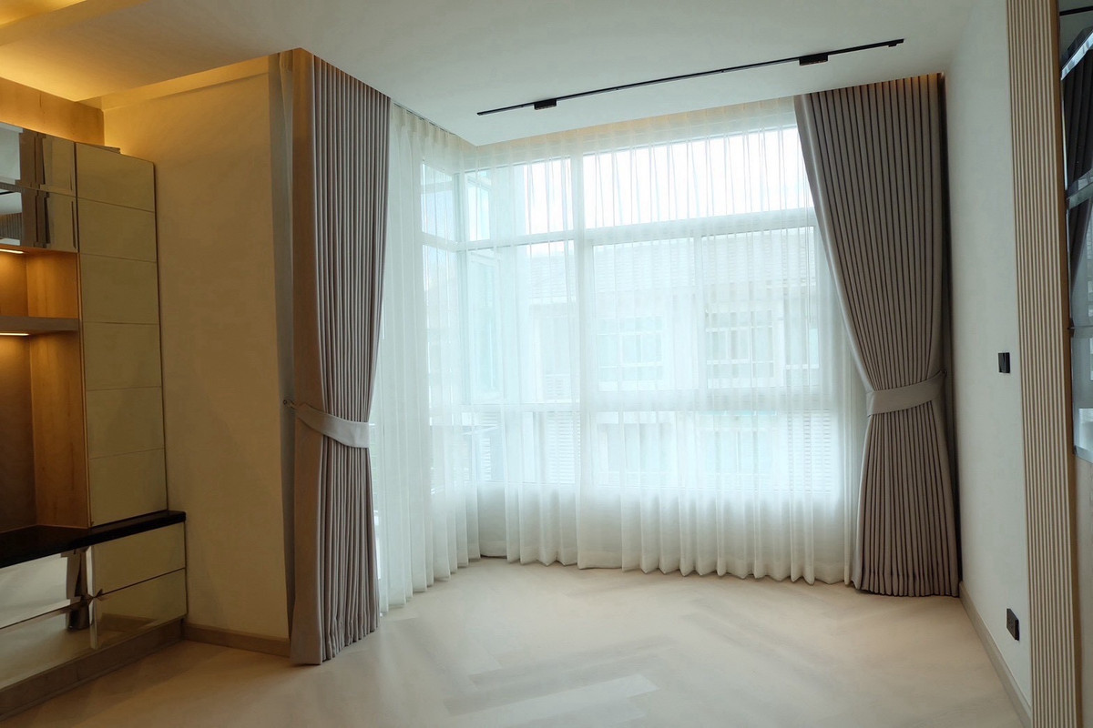 For RentTownhomeLadkrabang, Suwannaphum Airport : RH021826 Townhome for rent, 3 floors, 3 bedrooms, newly renovated at The Metro Rama 9 near ARL Hua Mak.