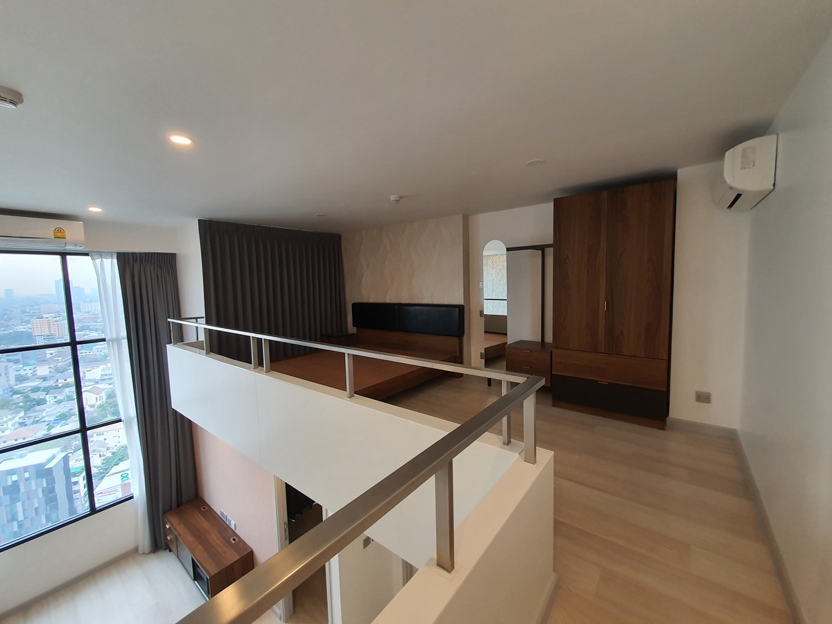 For RentCondoSathorn, Narathiwat : For rent KnightsBridge Prime Sathorn // 1b1b Duplex // 45 sq.m
