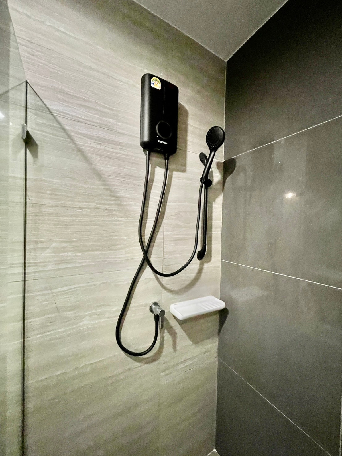 ให้เช่าคอนโดปิ่นเกล้า จรัญสนิทวงศ์ : 🔥 Hot Deal!ห้องใหม่ ไม่เคยปล่อยเช่า  เครื่องใช้ไฟฟ้าใหม่ เข้าอยู่ได้ทันที  The Parkland จรัญ–ปิ่นเกล้า 