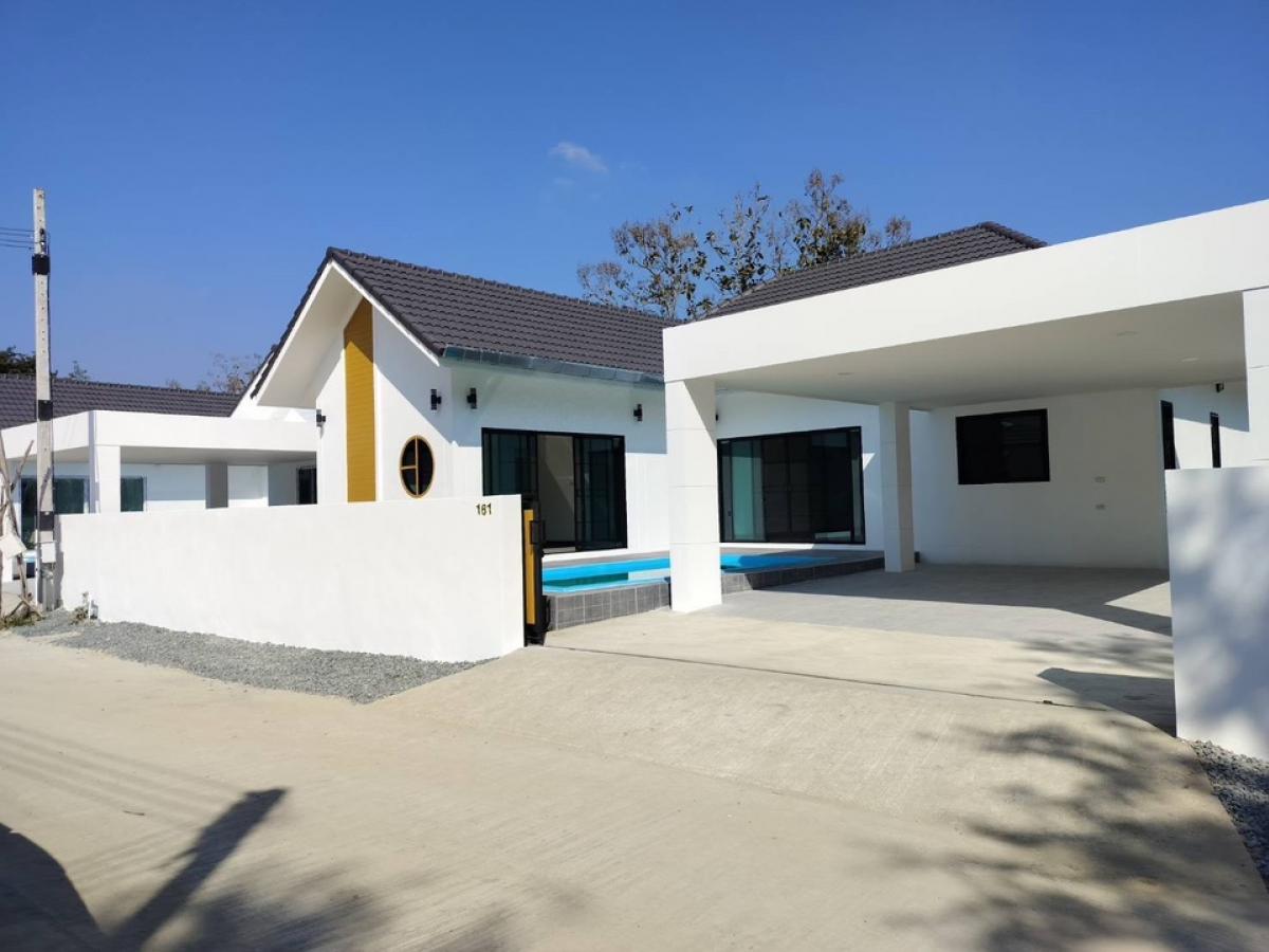 For RentHouseChiang Mai : Pool villa for rent, Doi Saket District, Chiang Mai Province, location not flooded. Close to nature, not far from the city