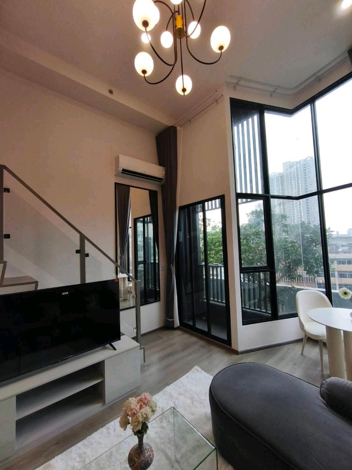 For RentCondoOnnut, Udomsuk : ✨ Premium Duplex Condo In the heart of Sukhumvit, near BTS, meets the needs of urban lifestyles.