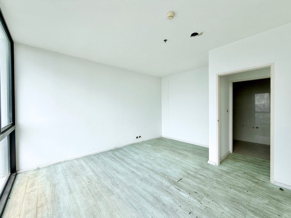 ขายคอนโดลาดพร้าว เซ็นทรัลลาดพร้าว : 🚀 The issara Ladprao - 77ตรม. 2นอน2น้ำ ทิศใต้ ชั้นสูง ราคาดี 092-545-6151 (ทีม)