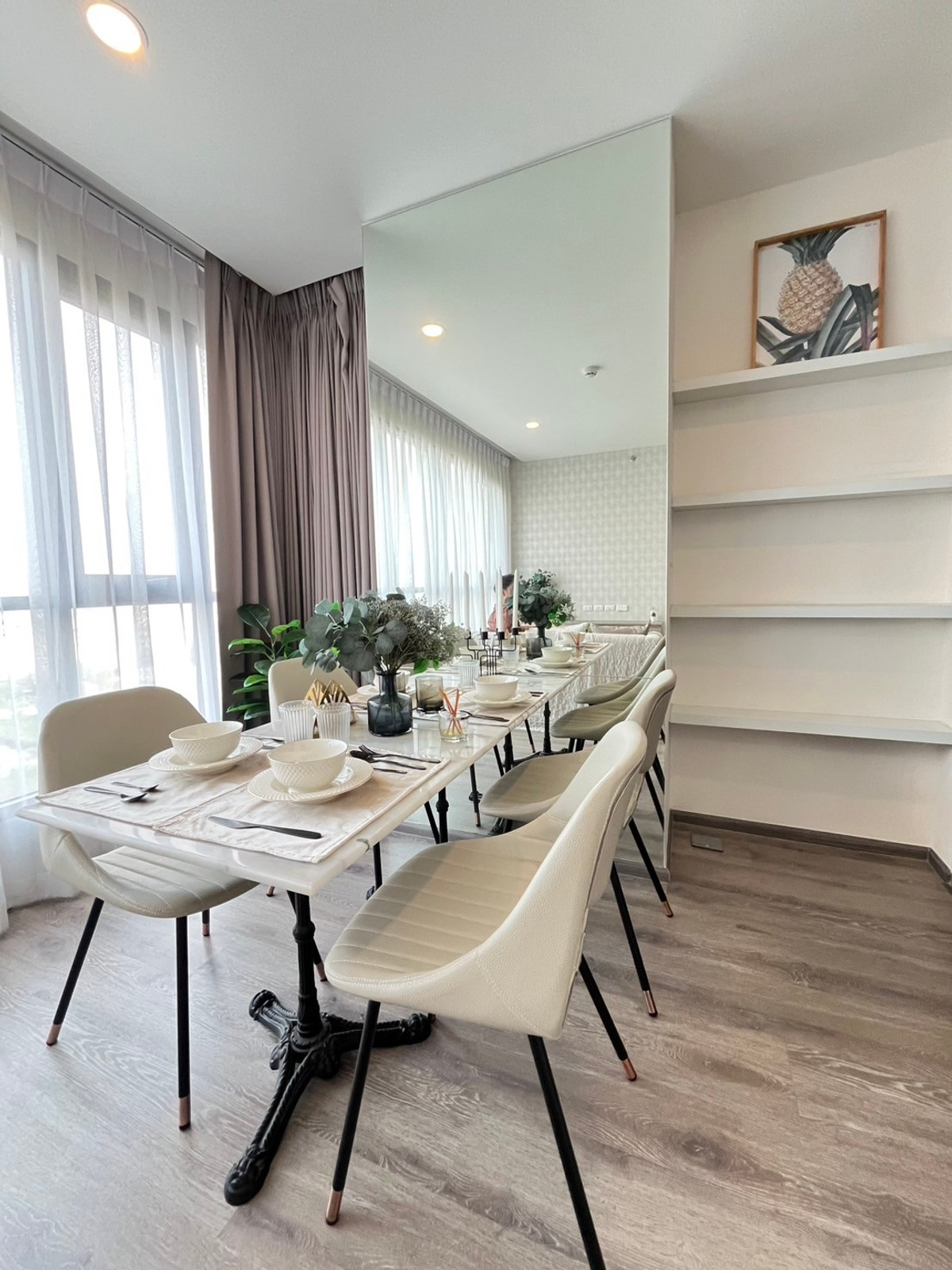 For RentCondoBangna, Bearing, Lasalle : 2 Bedroom Knightsbridge Collage Sukhumvit 107 BTS Bearing 350 meters.