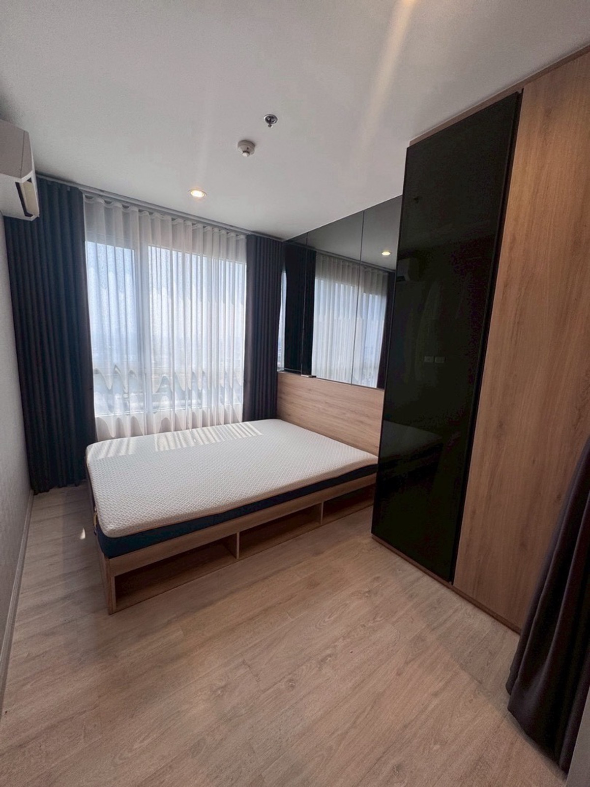 For RentCondoChaengwatana, Muangthong : 📍Condo for rent, Niche mono Chaengwattana, 19th floor, price 12,000 baht/month.
Property code: N1388