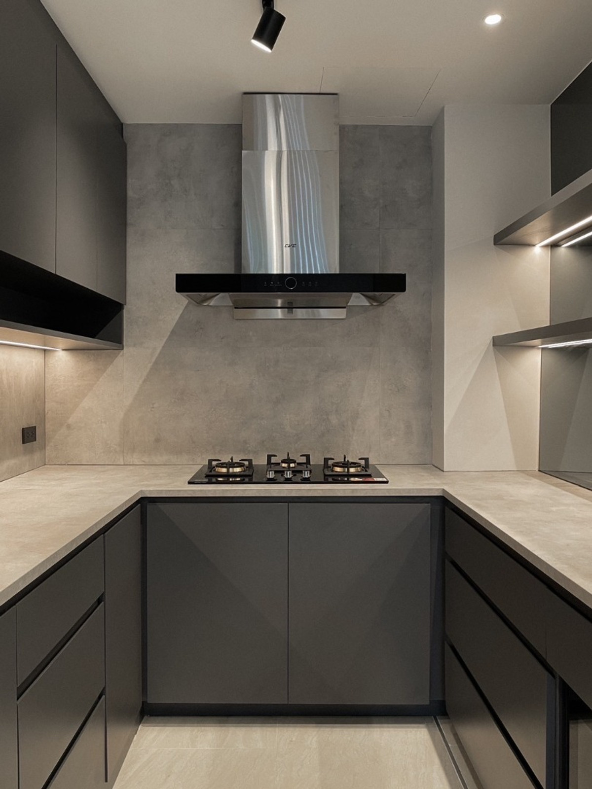 For RentTownhomeLadkrabang, Suwannaphum Airport : RH021826 Townhome for rent, 3 floors, 3 bedrooms, newly renovated at The Metro Rama 9 near ARL Hua Mak.