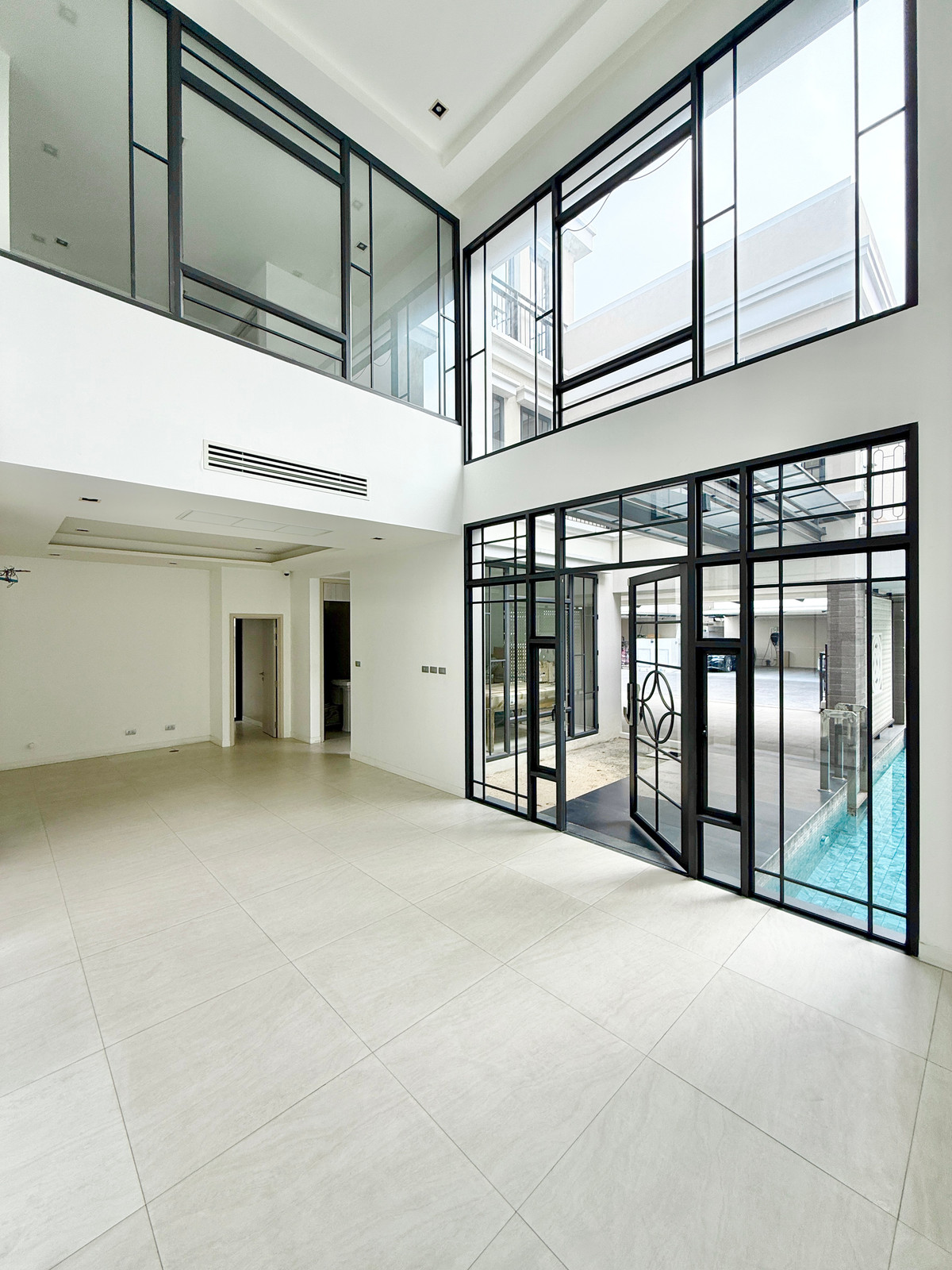 ขายบ้านลาดพร้าว เซ็นทรัลลาดพร้าว : 🚀 Altitude Mastery พหล24 - บ้านเดี่ยว3ชั้น ใกล้รถไฟฟ้าเพียง550เมตร 092-545-6151 (ทีม)